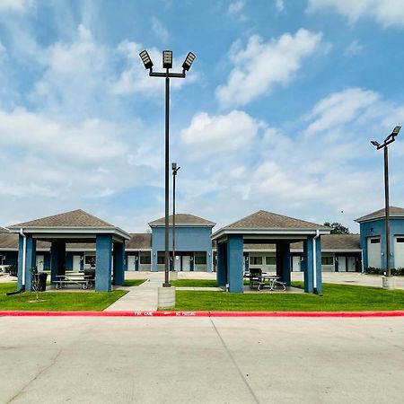 Lonestar Inn El Campo Экстерьер фото