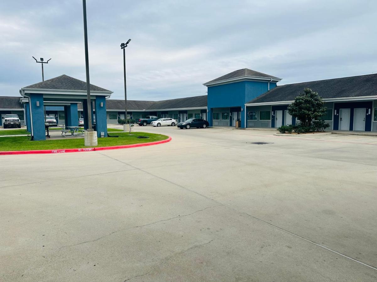 Lonestar Inn El Campo Экстерьер фото
