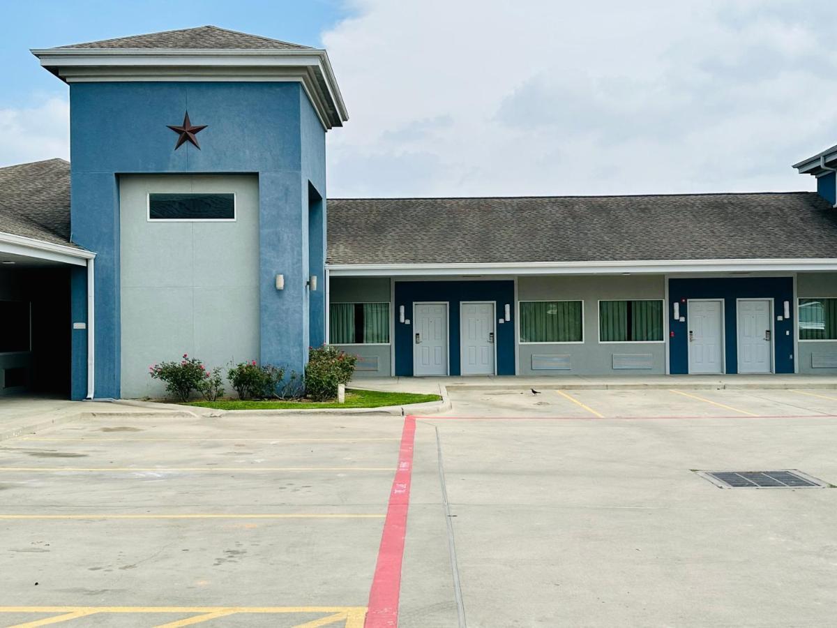 Lonestar Inn El Campo Экстерьер фото